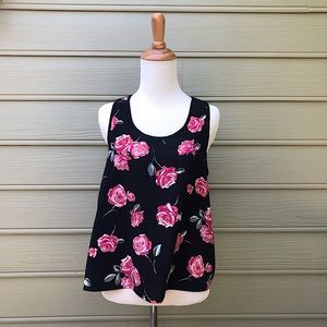 Xhilaration Flowy Floral Tank Top- M